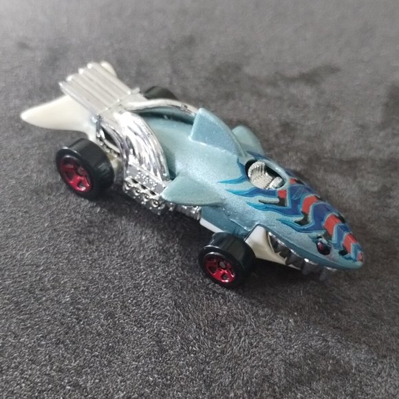 Hot Wheels Sharkcruiser Mattel - Picture 3 of 7